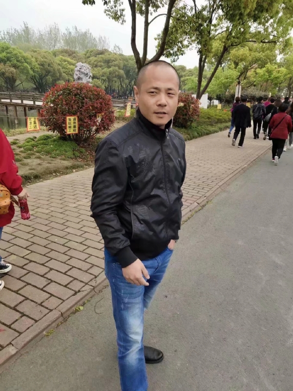 傻子的第一张照片--宜兴残疾人相亲网